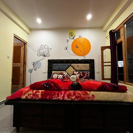 Karma Guest House And Cafe Kalgha Exterior photo