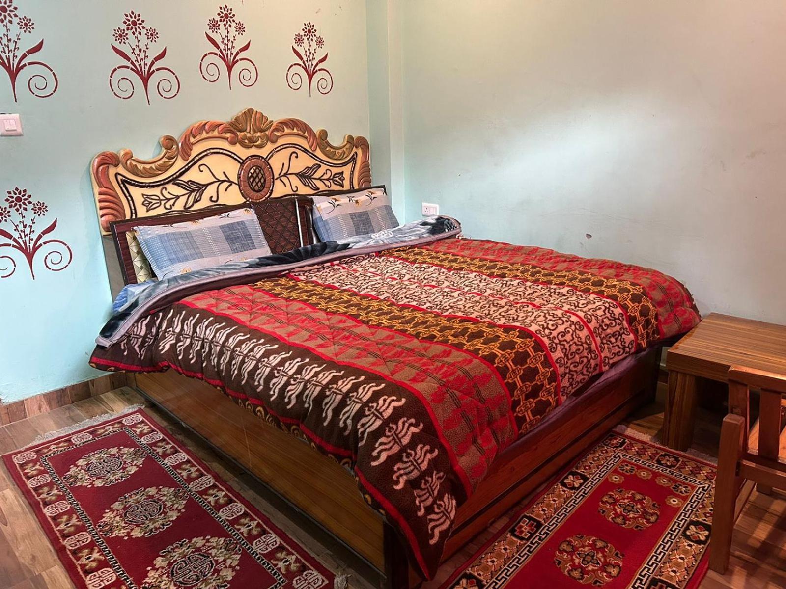 Karma Guest House And Cafe Kalgha Room photo