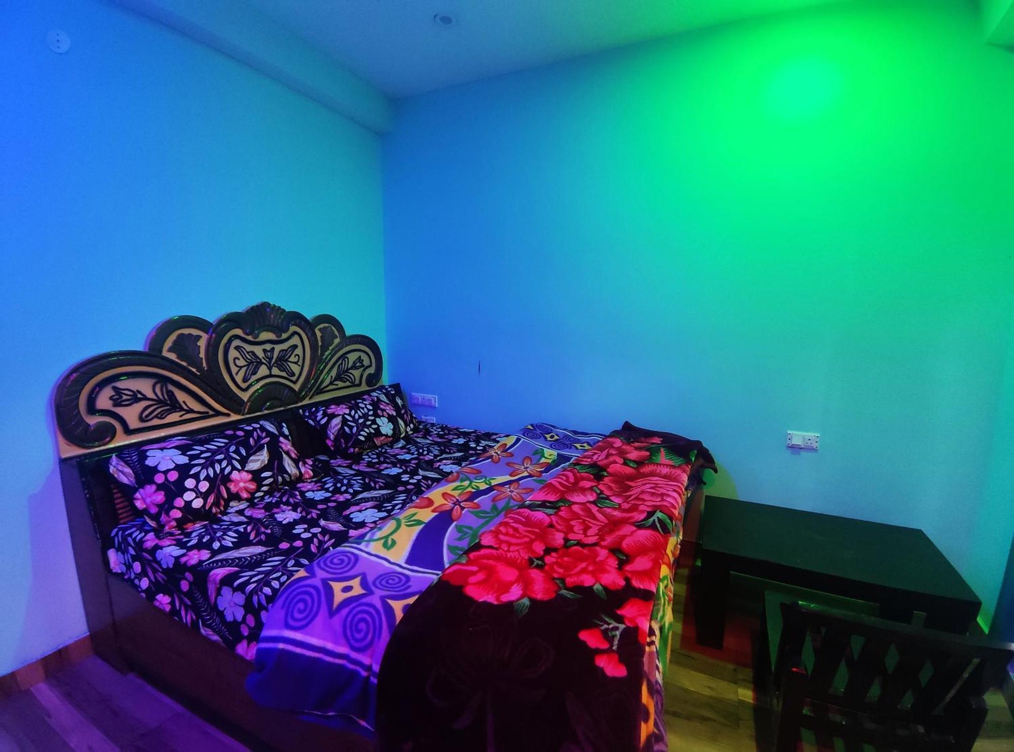 Karma Guest House And Cafe Kalgha Room photo