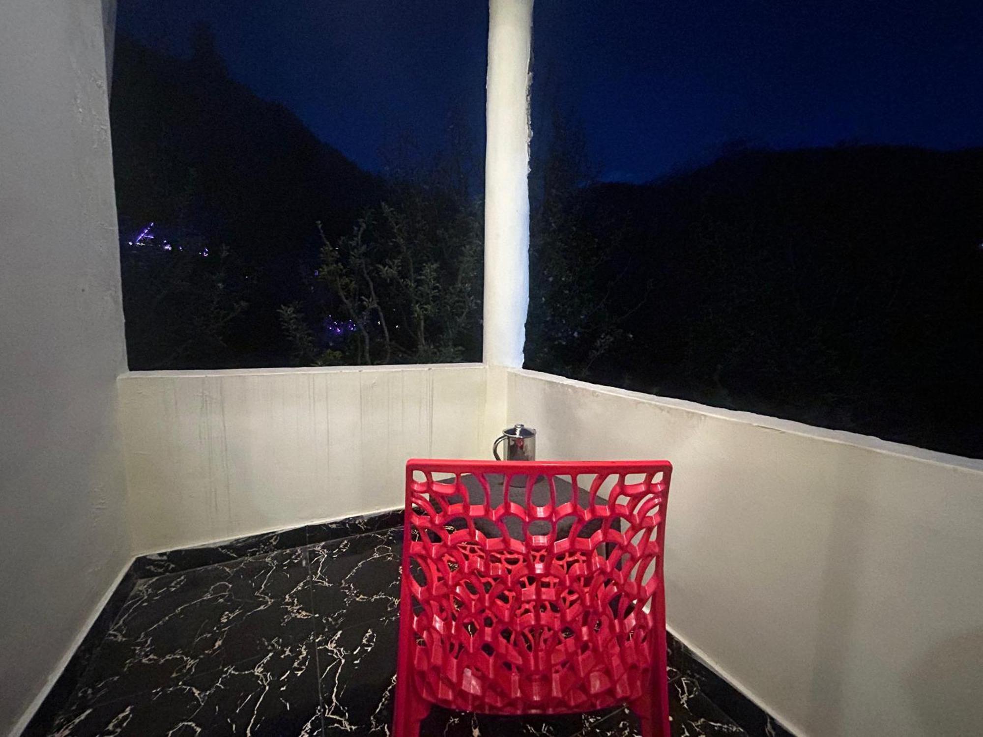 Karma Guest House And Cafe Kalgha Room photo