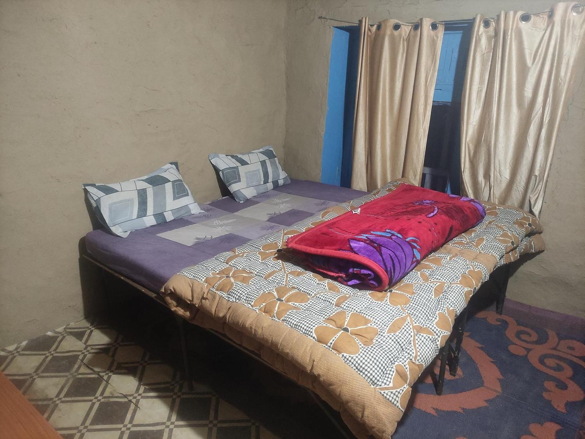 Karma Guest House And Cafe Kalgha Room photo